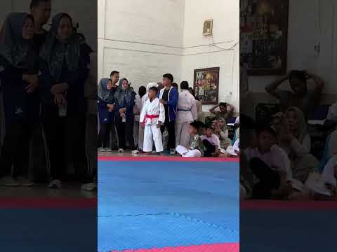 DD, Kawal dan Dampingi Adik yang Tanding Karate