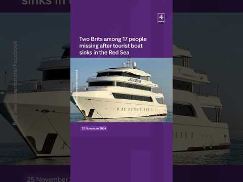 Seventeen missing after tourist boat sinks