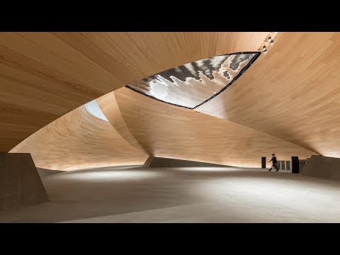 Watch walk-through footage of Foster + Partners' Stirling Prize winning Bloomberg HQ