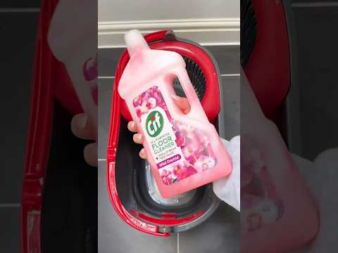 TIME TO MOP🫧✨ #deepcleaningmotivation #asmrcleaning #cleantok #cleaning #deepclean#mopping