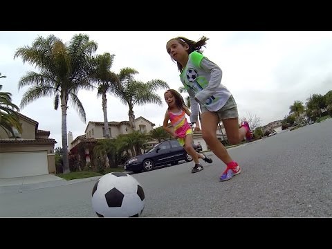 GoPro: Neighborhood Street Soccer - UCqhnX4jA0A5paNd1v-zEysw