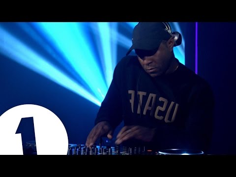 Annie Mac’s Mini Mix Live: DJ EZ - UC-FQUIVQ-bZiefzBiQAa8Fw