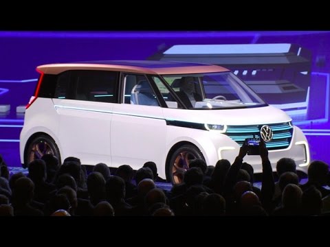 CNET News - VW rolls out BUDD-e Microbus Concept - UCOmcA3f_RrH6b9NmcNa4tdg