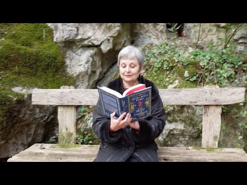 Vidéo de María Elvira Roca Barea