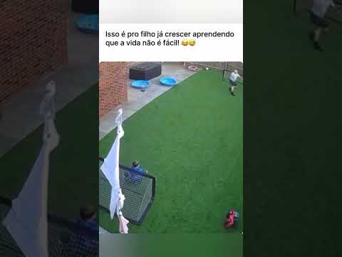 QUE INTIMIDADE É ESSA COM A BOLA #shorts #viral