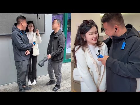 元帅户外撩妹 #户外逗美女 #整蛊情侣 #街头搭讪 #搞笑互动 #prank couple #Street chatting up beauties #Funny interaction