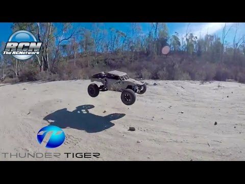Thunder Tiger Jackal 1/10th 4wd Desert Buggy - Official Running Video - UCSc5QwDdWvPL-j0juK06pQw