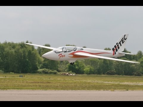 GIANT SCALE RC GLIDERS DISPLAYED BY THE PARITECH TEAM AT BLACKBUSHE RC MODEL AIRCRAFT SHOW - 2014 - UCMQ5IpqQ9PoRKKJI2HkUxEw