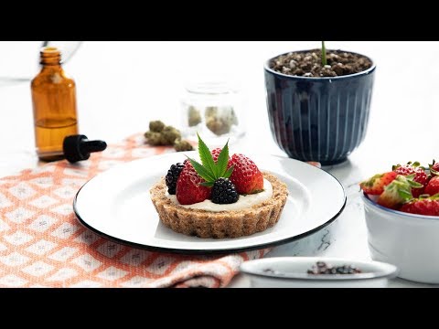CBD-Infused Kahlua Cheesecake Tart With Scientist-Turned-Chef Chris Yang | Like a Chef