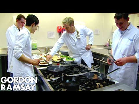 Chef Ramsay Teaches Amateur Butchers How to Cook A Perfect Steak - Gordon Ramsay - UCIEv3lZ_tNXHzL3ox-_uUGQ