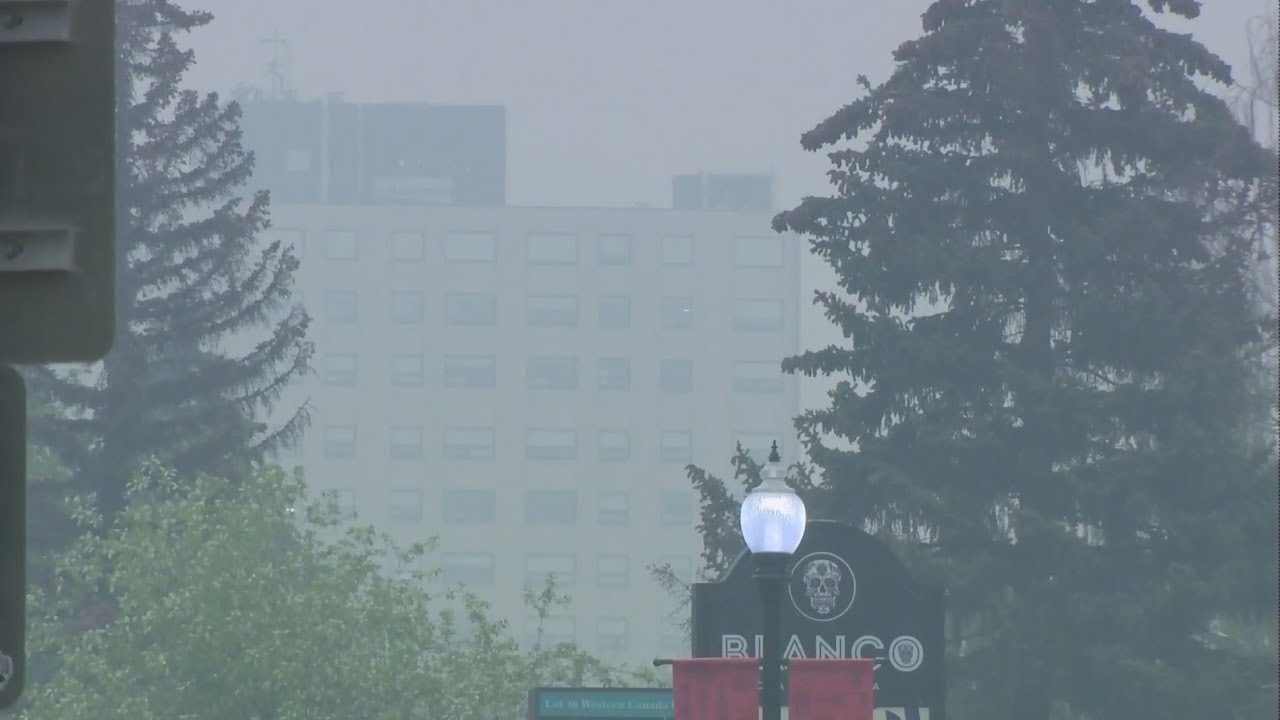 Wildfire smoke blankets Edmonton and Calgary