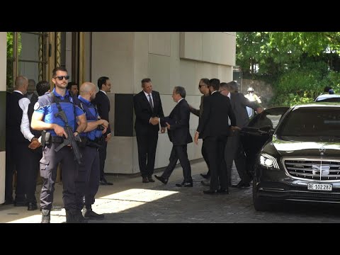 Iranian FM arrives at the Intercontinental Hotel where nuclear talks set to take place | AFP