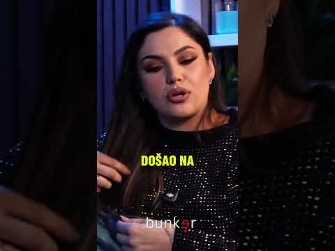 MUŽ MI JE KUPIO TELEFON SAMO DA BI MU BILA UVEK DOSTUPNA!