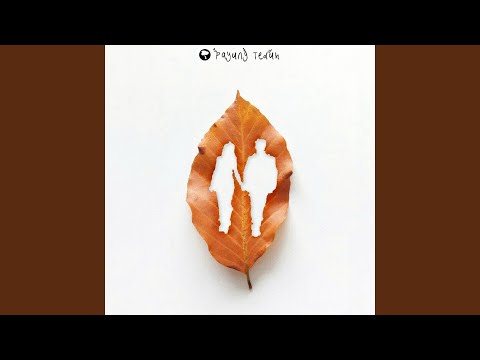 Untuk Perempuan Yang Sedang Dalam Pelukan (Live)