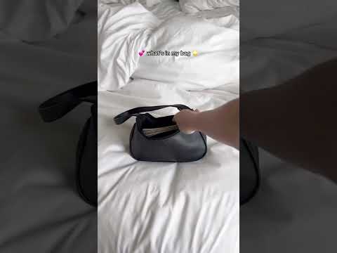 Whats in my bag today #whatsinmybag #whatsinmypurse #ugcbeauty