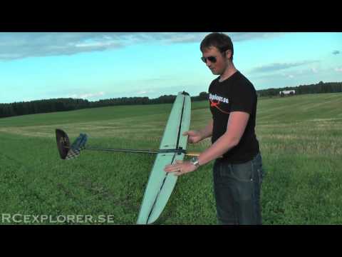 Discus launch glider / F3K demonstration - UC16hCs7XeniFuoJq0hm_-EA