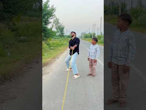 Choti Car se itna bada Tractor 🚜 kich leya 😂 #funny #shorts #comedy #shortsfeed #cutebaby