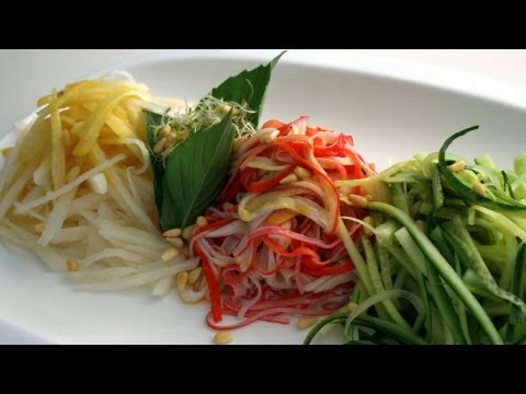 Cold salad with spicy mustard sauce (Gyeoja Naengchae) 겨자냉채 - UC8gFadPgK2r1ndqLI04Xvvw