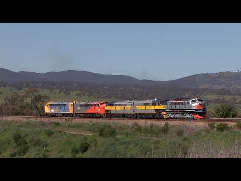 Bernie Baker's Streamliners Australia 2016 - part 1 - movement of locomotives from Lithgow to Parkes
