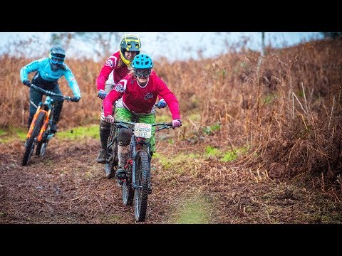 Katy Winton vs 200 riders, who wins? | Red Bull Foxhunt 2017 - UCblfuW_4rakIf2h6aqANefA