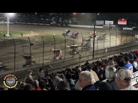 410 Winged Bumper to Bumper Sprints Feature Race 8-17-2024 at Wilmot Raceway Fair night - dirt track racing video image