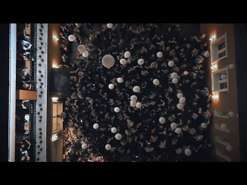 Chester Bennington - Memorials Around The World - UCZU9T1ceaOgwfLRq7OKFU4Q