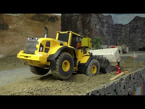 RC RADLADER, RC WHEEL LOADER  VOLVO LG 250, THE FIST 15 TONS BLOCK - UCT4l7A9S4ziruX6Y8cVQRMw