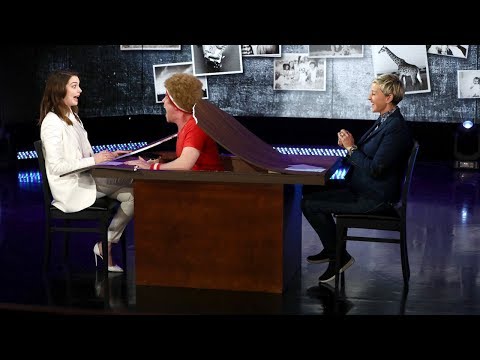 Anne Hathaway Gets a Scare - UCp0hYYBW6IMayGgR-WeoCvQ