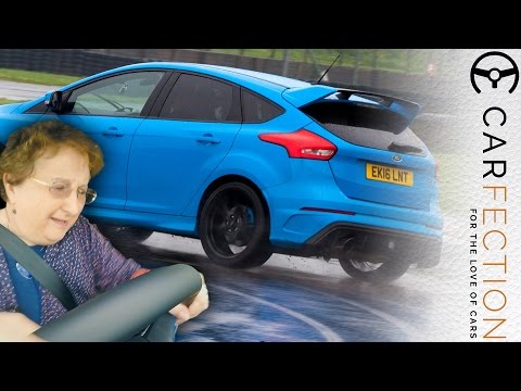 Ford Focus RS: So Easy To Drift Your Mum Can Do It? - Carfection - UCwuDqQjo53xnxWKRVfw_41w