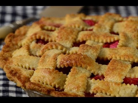 Strawberry Rhubarb Pie Recipe Demonstration - Joyofbaking.com - UCFjd060Z3nTHv0UyO8M43mQ
