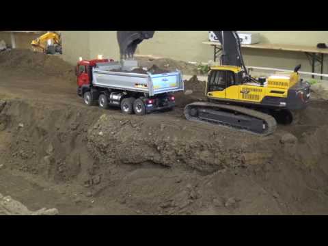 MAN TGS 8x8 loads top soil - UC4RjrGuDkWbGMNyznRrE-GQ