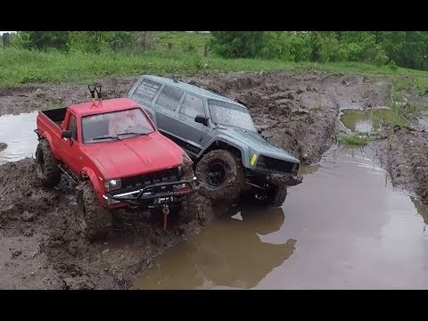 Сравнительный тест-драйв RC4WD Trail Finder 2 и Axial SCX10 2 - UCX2-frpuBe3e99K7lDQxT7Q