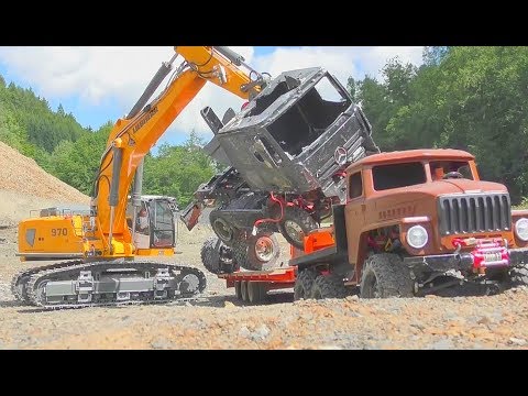 RC TRUCK ACCIDENT! HEAVY MERCEDES AWD TRUCK CRASH ON THE CONSTRUCTION SITE! RC LIVE ACTION CRASH DAY - UCT4l7A9S4ziruX6Y8cVQRMw