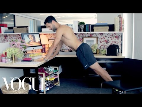 How to Work Out Like a Male Model at the Office - UCRXiA3h1no_PFkb1JCP0yMA