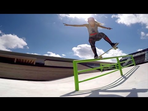 GoPro: Leticia Bufoni & Curren Caples Skate Street Course Spotlight - X Games Austin 2015 - UCqhnX4jA0A5paNd1v-zEysw