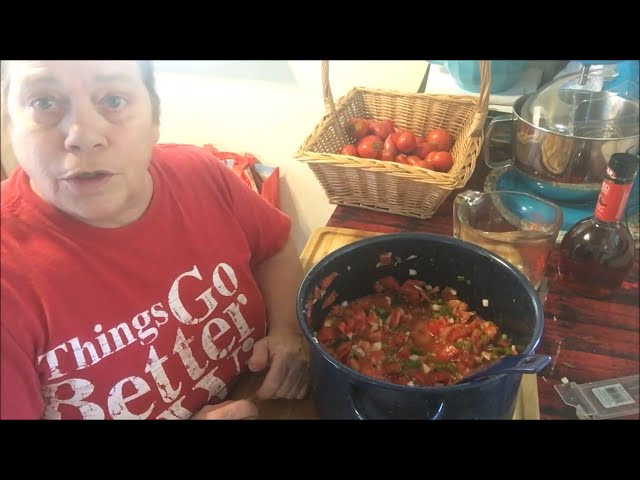 How to Preserve Fresh Salsa Without Cooking