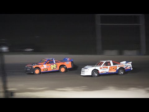 Pro Truck A-Feature at Crystal Motor Speedway, Michigan on 06-25-2022!! - dirt track racing video image