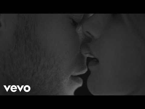 Olly Murs - Years & Years (Official Video) - UCTuoeG42RwJW8y-JU6TFYtw