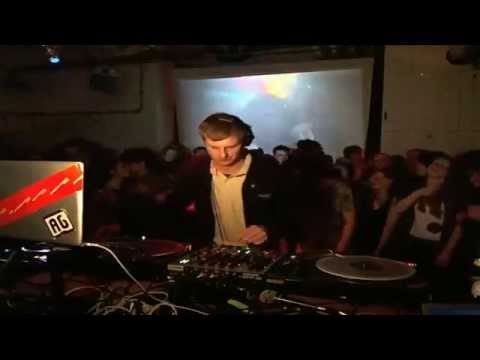 Addison Groove 70 min Boiler Room Berlin DJ Set - UCGBpxWJr9FNOcFYA5GkKrMg