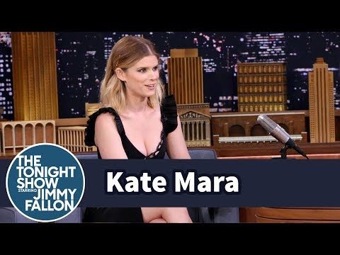 Kate Mara Turned Fiancé Jamie Bell Into a Bigger NY Giants Fan Than Herself - UC8-Th83bH_thdKZDJCrn88g