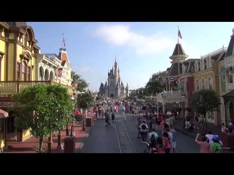 Main Street USA at the Magic Kingdom from the Omnibus - Walt Disney World - UCo83OnV1SoOZHPQd1UNMx-g
