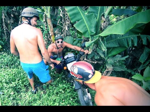 Epic Motorcycle Crash in Ditch || Story Time #1 - UCd5xLBi_QU6w7RGm5TTznyQ