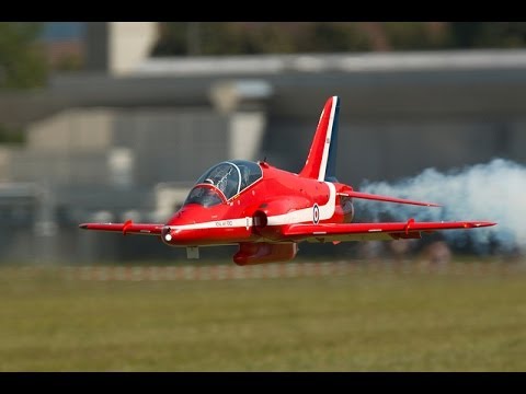 R/C Turbine Jet BAE Hawk Royal Air Force Hausen Flugtag 2013 - UCTLEcIaYJEbUEzQc3-ZvruQ