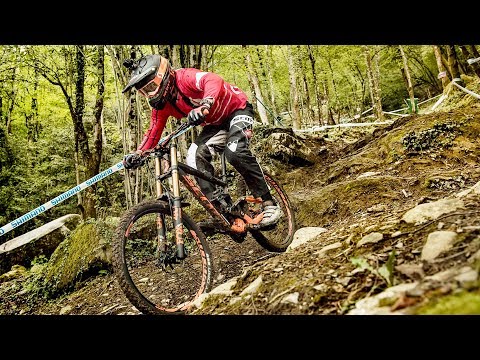 Claudio Caluori and his love for Trees | POV preview of UCI MTB WC Val di Sole - UCblfuW_4rakIf2h6aqANefA