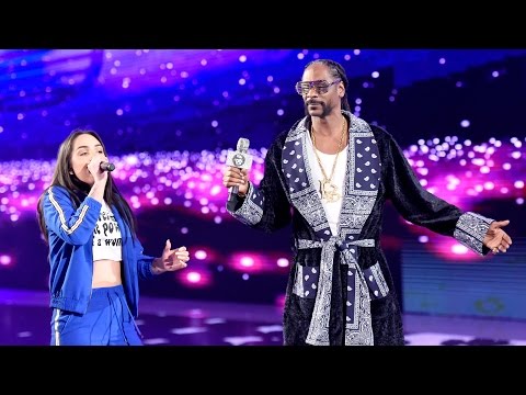 Snoop Dogg raps Sasha Banks to the ring: WrestleMania 32 - UCJ5v_MCY6GNUBTO8-D3XoAg