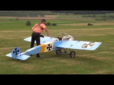 Beat Egli Fokker E.III very Old R/C Plane 65.years MGSH Schmerlat 2015 - UCTLEcIaYJEbUEzQc3-ZvruQ