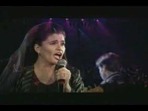 IRIS (kapela) - Baby (Live at Iris Athenaeum 2000) feat. Feli..