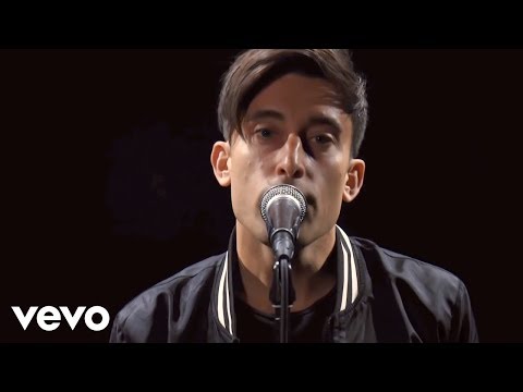 Phil Wickham - Till I Found You (Official Music Video) - UCvOca8do9ZtAkjytg_AU-JA