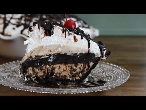 How to Make Mud Pie | Ice Cream Desserts | Allrecipes.com - UC4tAgeVdaNB5vD_mBoxg50w