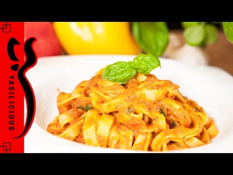 PAPRIKA NUDELN - Tagliatelle mit leckerer Paprikasauce aus gerösteten Paprikas - vegan - UC990hStWQ3tgj1Zk_ASTRoQ